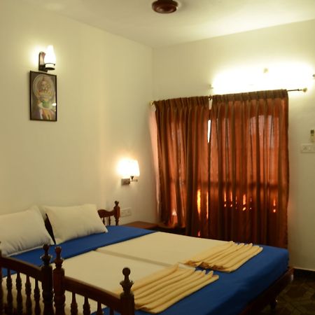 Hotel Sea View Palace - The Beach Hotel, Kovalam Zewnętrze zdjęcie