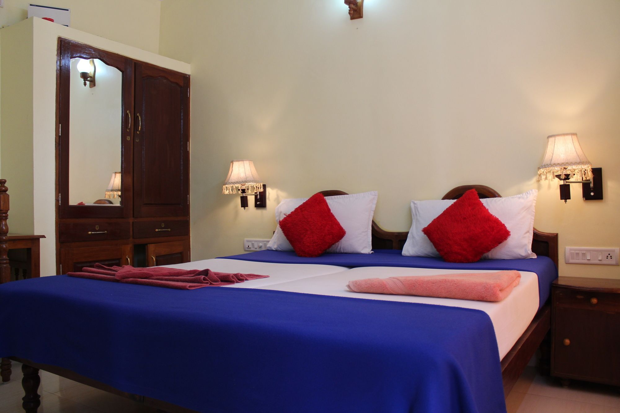 Hotel Sea View Palace - The Beach Hotel, Kovalam Zewnętrze zdjęcie